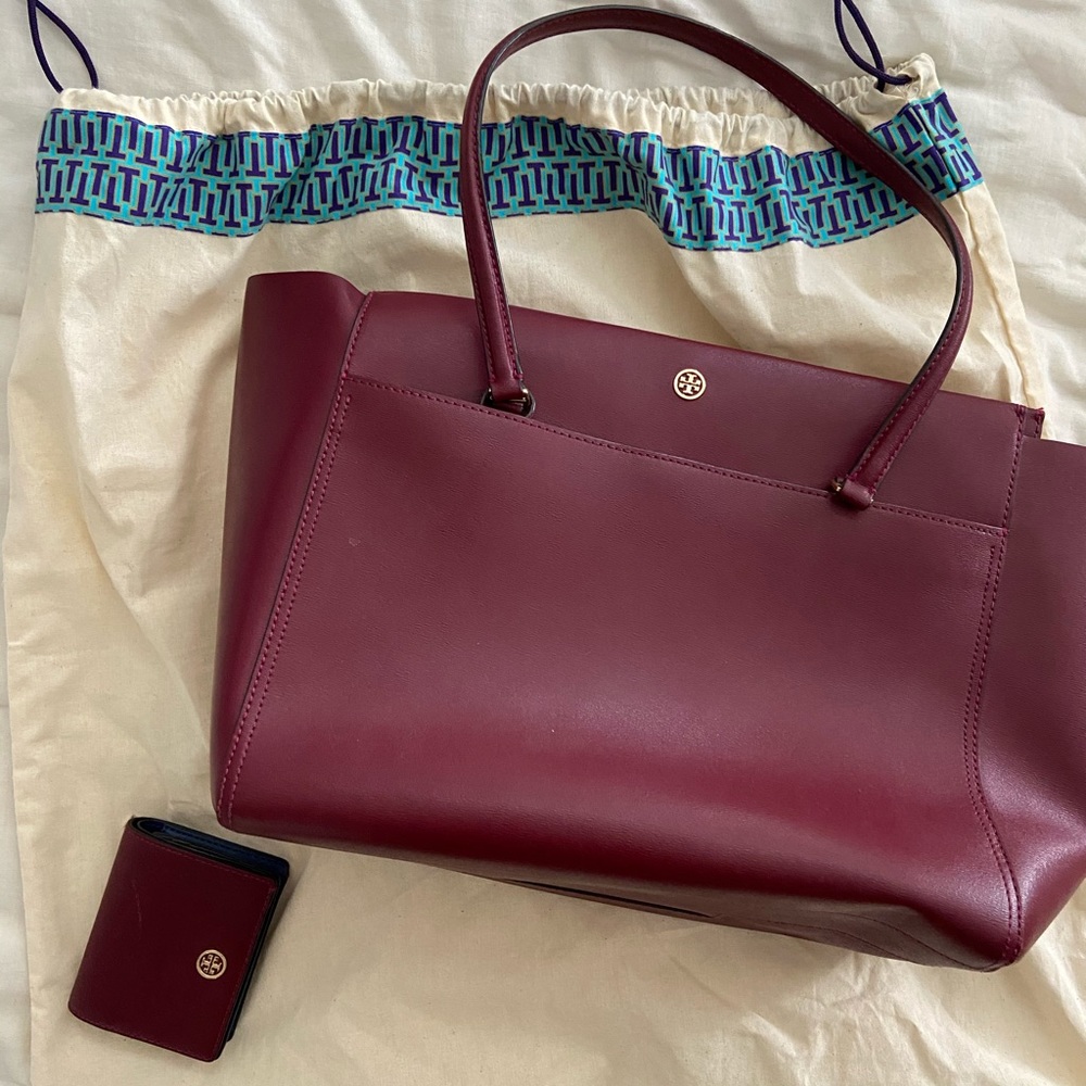 Tory Burch Robinson Tote